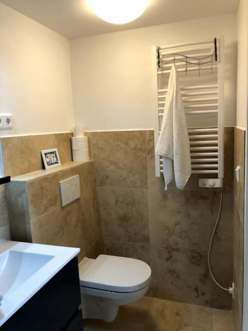 Prachtig Guesthouse Aan Het Water 알메르 외부 사진